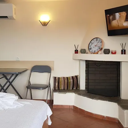 Studio With City View شقة Tirnavos
